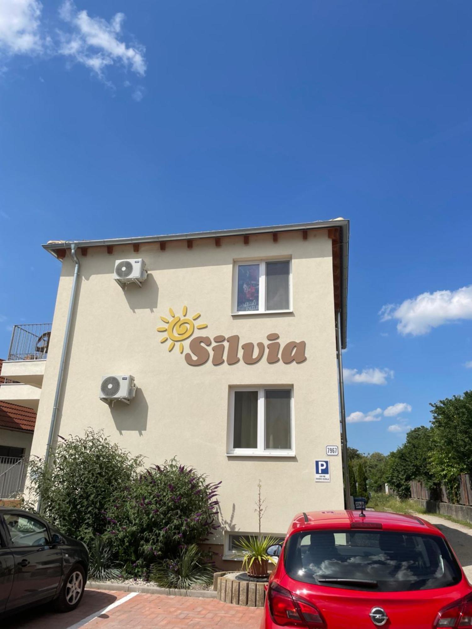 Apartmany Silvia Dunajská Streda Buitenkant foto